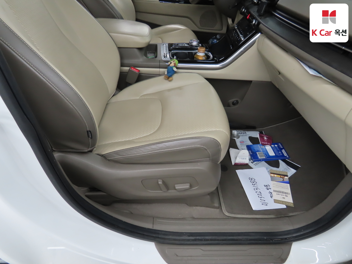 Kia Carnival 2021 - Image 29