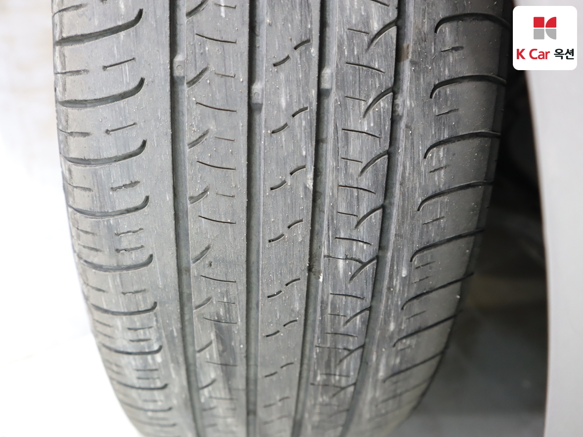 Hyundai Sonata 2010 - Image 32