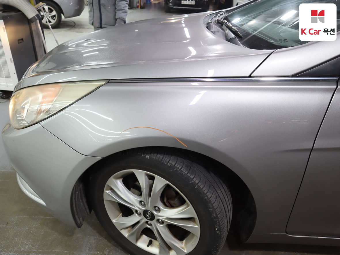 Hyundai Sonata 2010 - Image 36