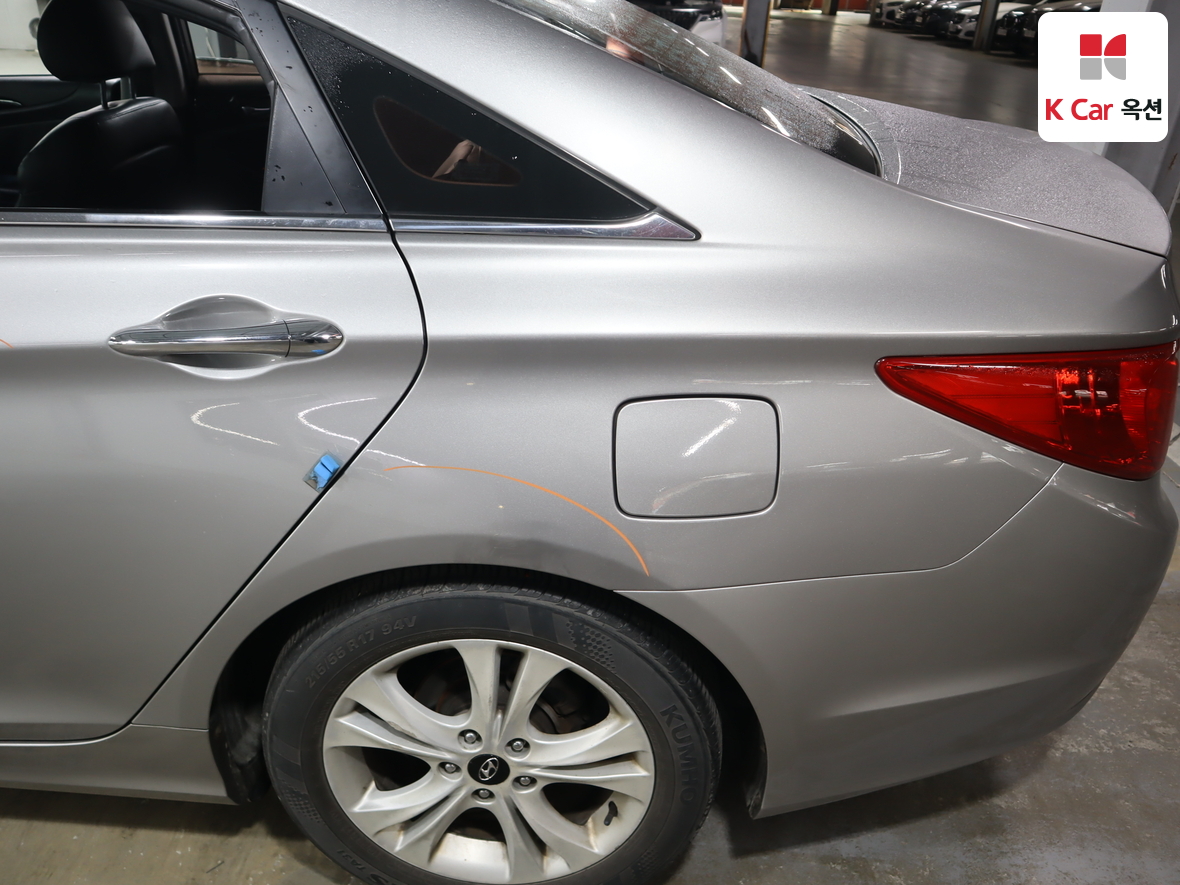 Hyundai Sonata 2010 - Image 39