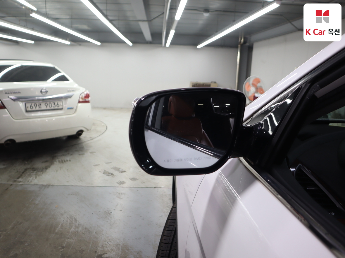 Hyundai Santa Fe 2013 - Image 23