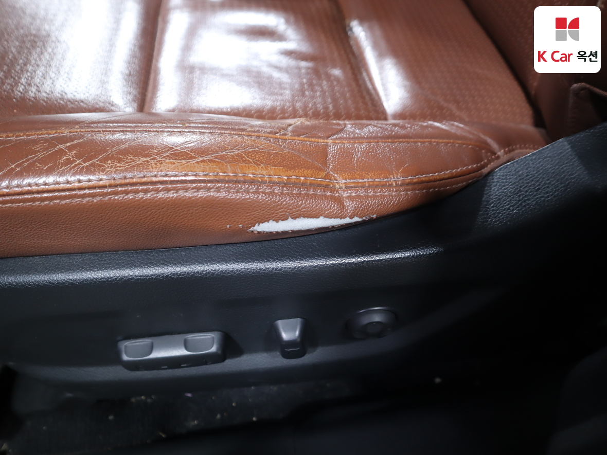 Hyundai Santa Fe 2013 - Image 21