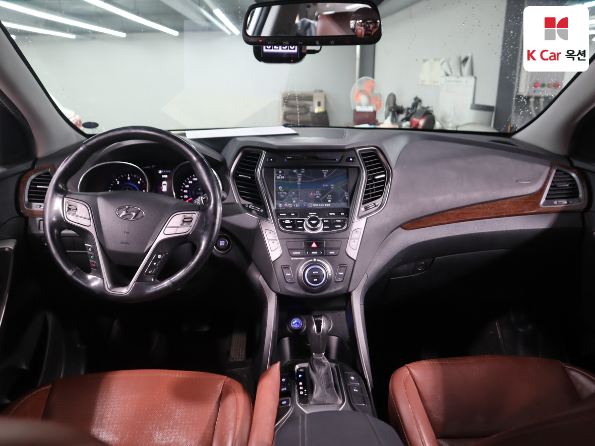 Hyundai Santa Fe 2013 - Image 3