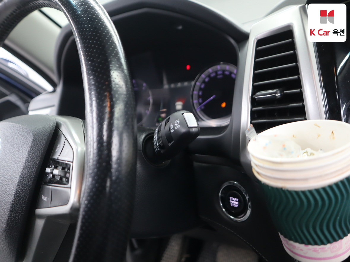 KG Mobility Rexton Sports 2019 - Image 11