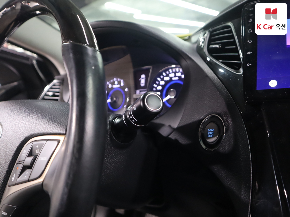 Hyundai AZERA 2012 - Image 11