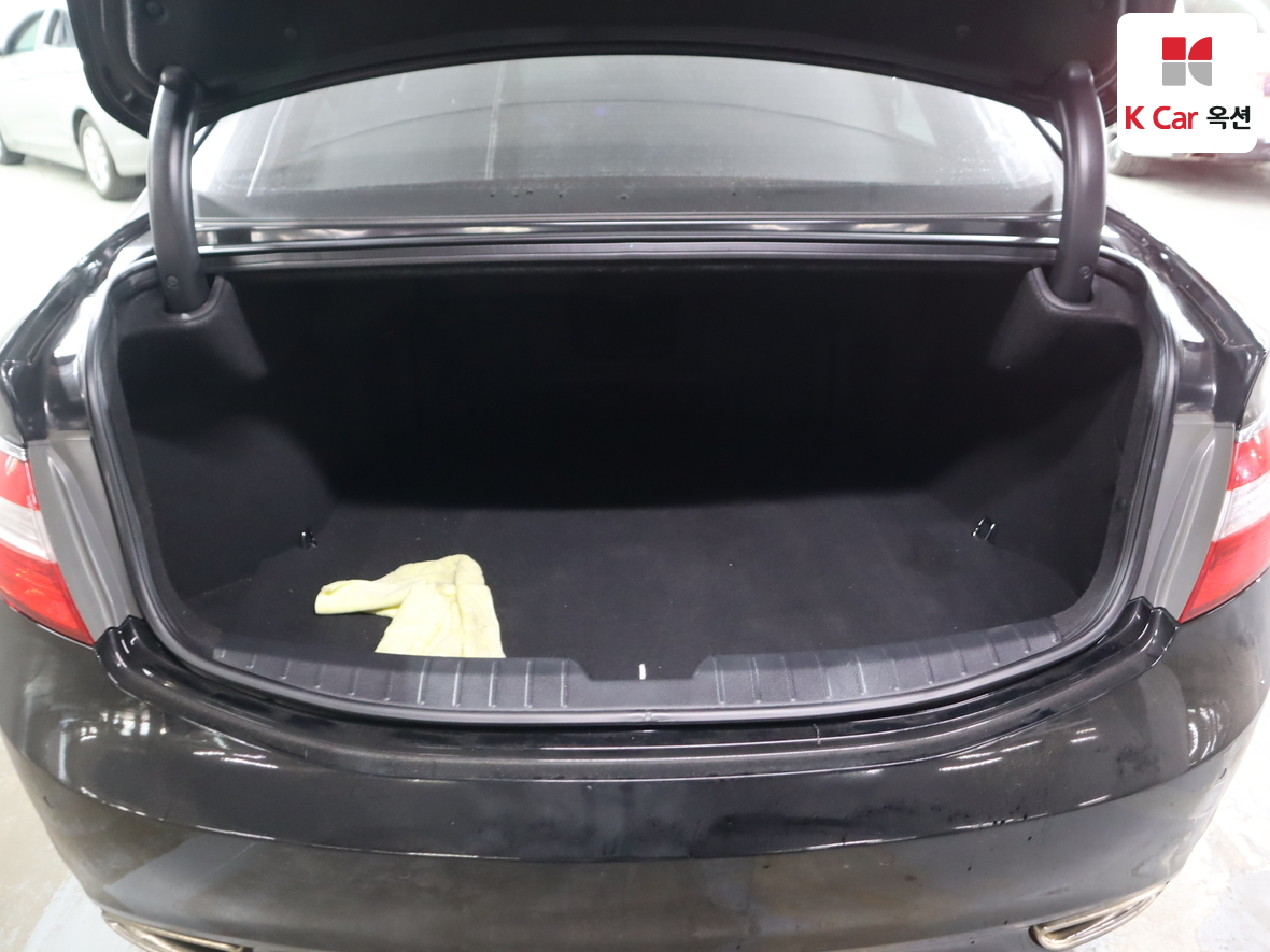 Hyundai AZERA 2012 - Image 27