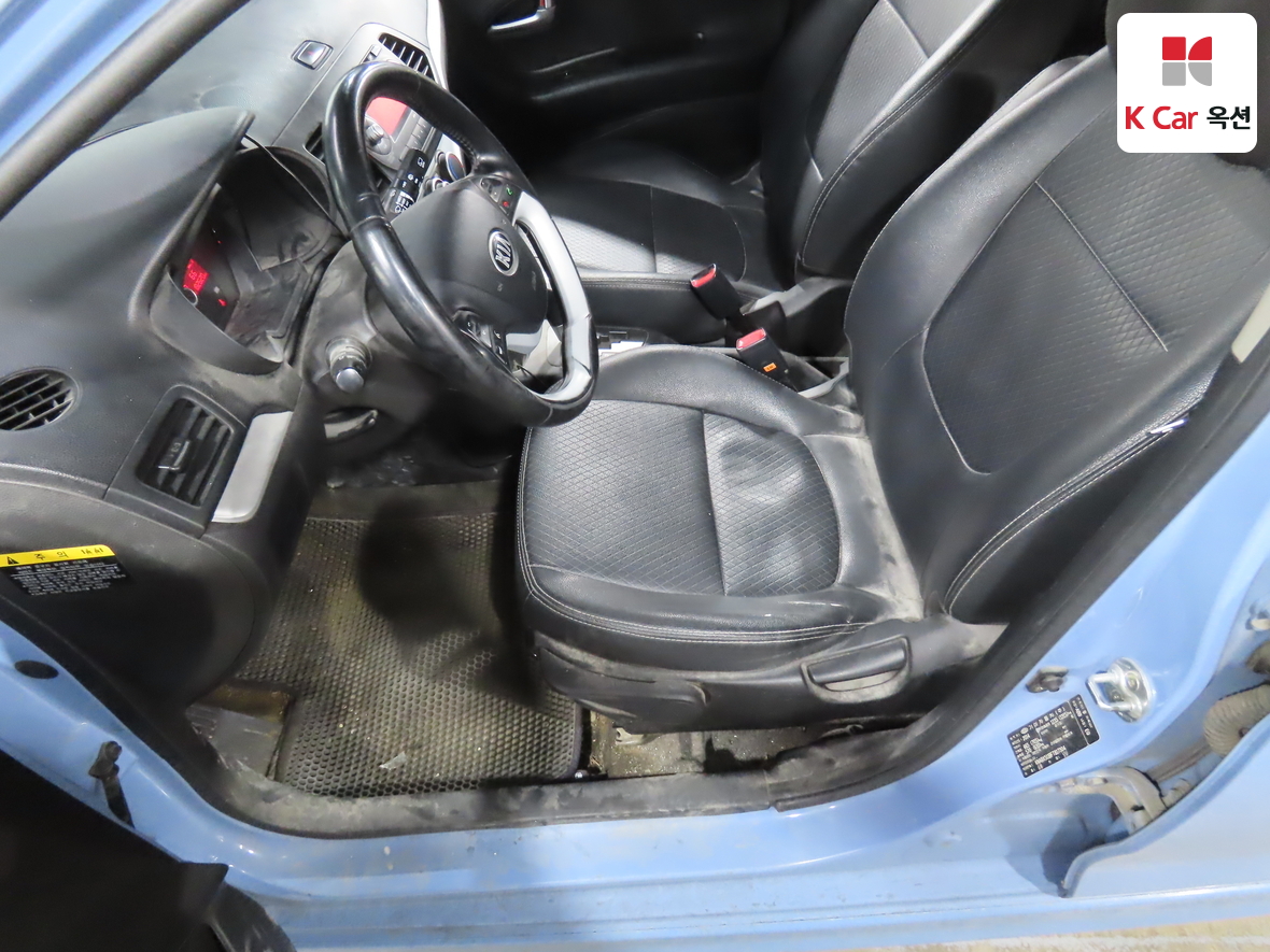 Kia Morning 2015 - Image 17