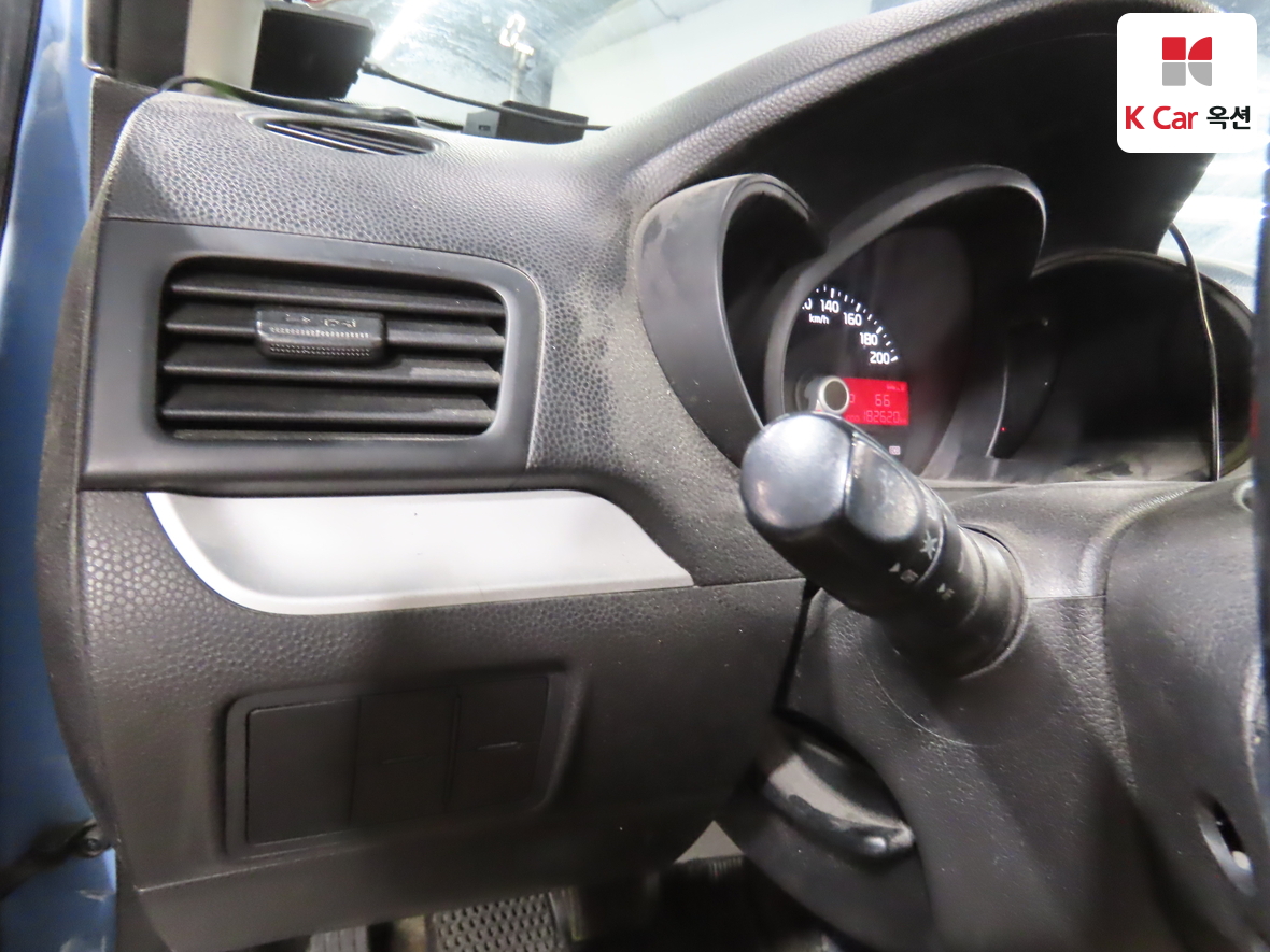 Kia Morning 2015 - Image 9