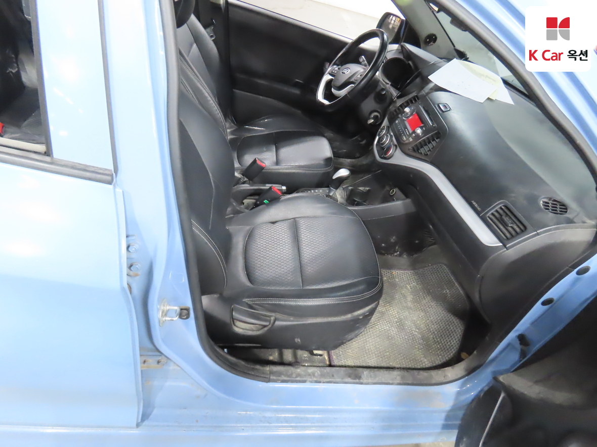 Kia Morning 2015 - Image 30