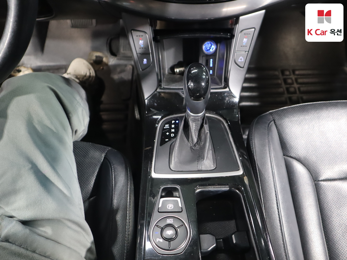 هيونداي آي 40 2012 - صورة 16