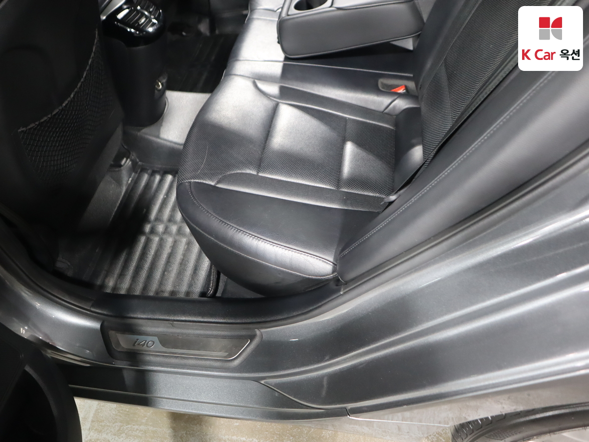 هيونداي آي 40 2012 - صورة 25