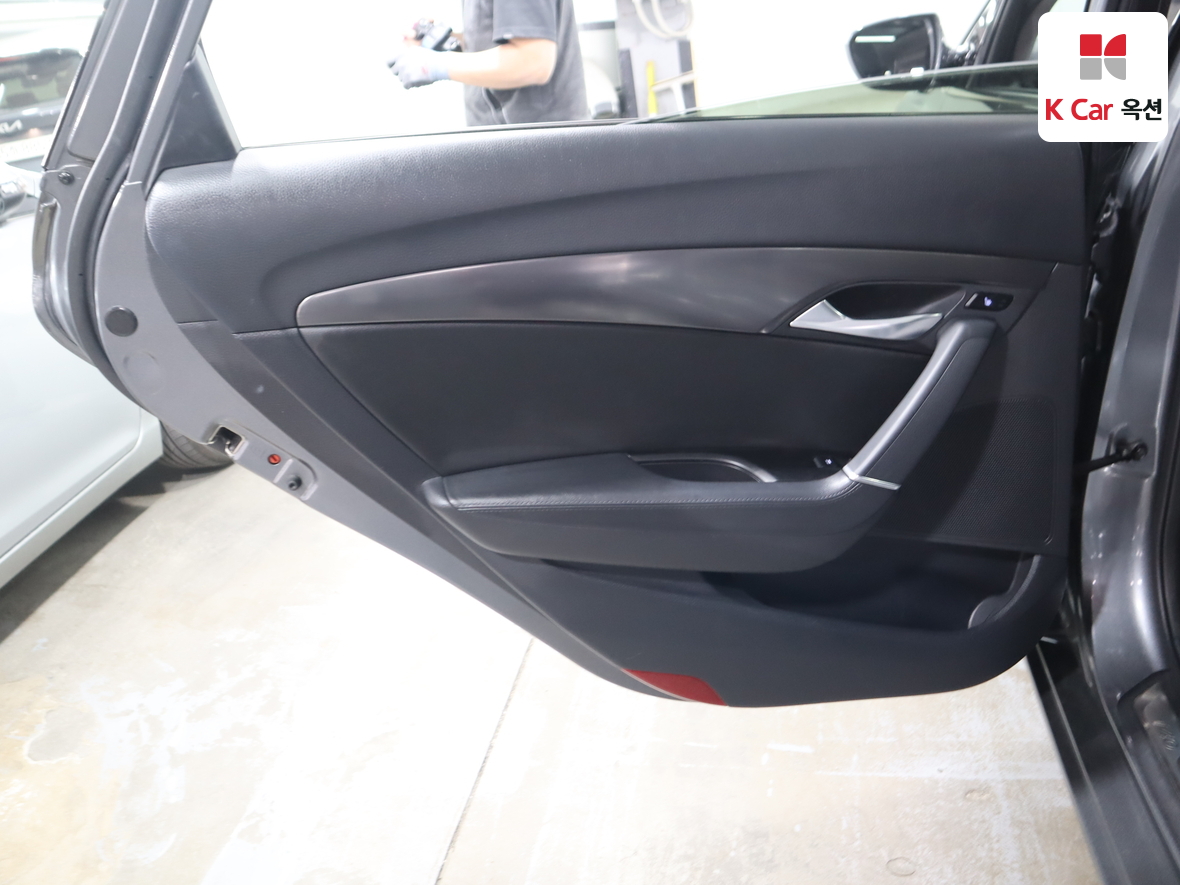 هيونداي آي 40 2012 - صورة 24