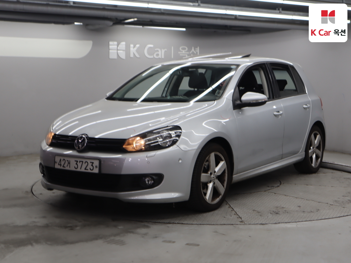 Volkswagen Golf 2013 - Image 1