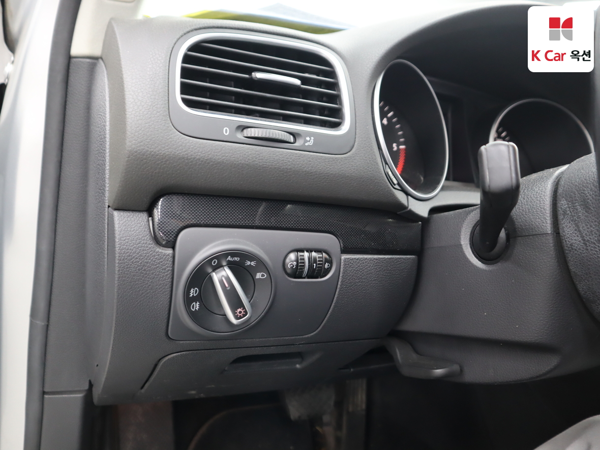 Volkswagen Golf 2013 - Image 9