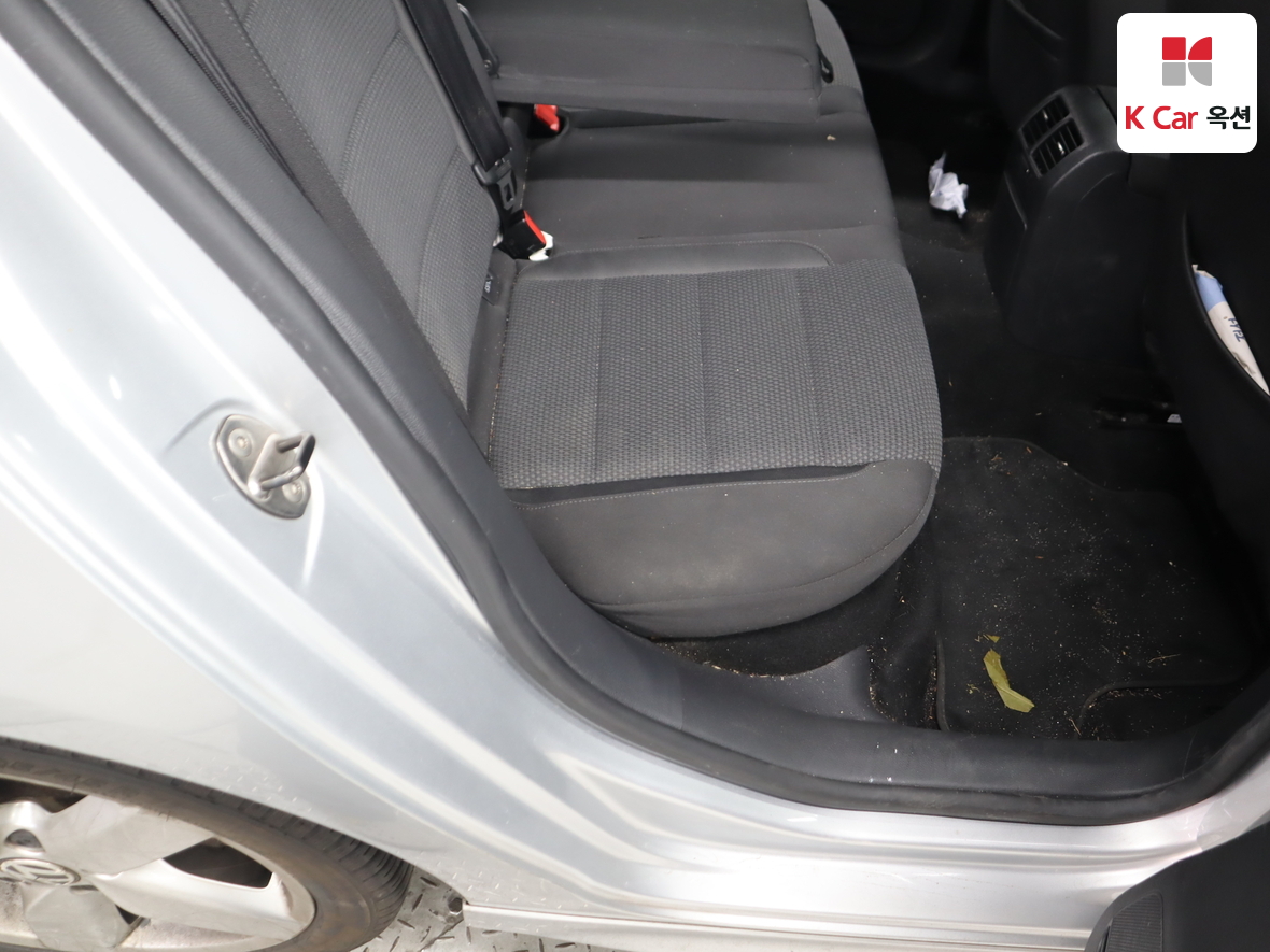 Volkswagen Golf 2013 - Image 31