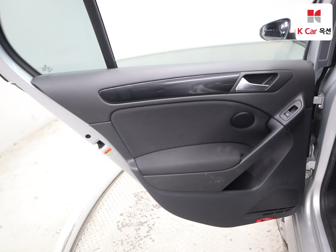 Volkswagen Golf 2013 - Image 25