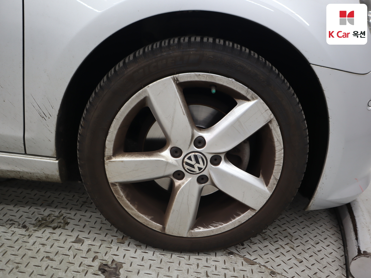 Volkswagen Golf 2013 - Image 50