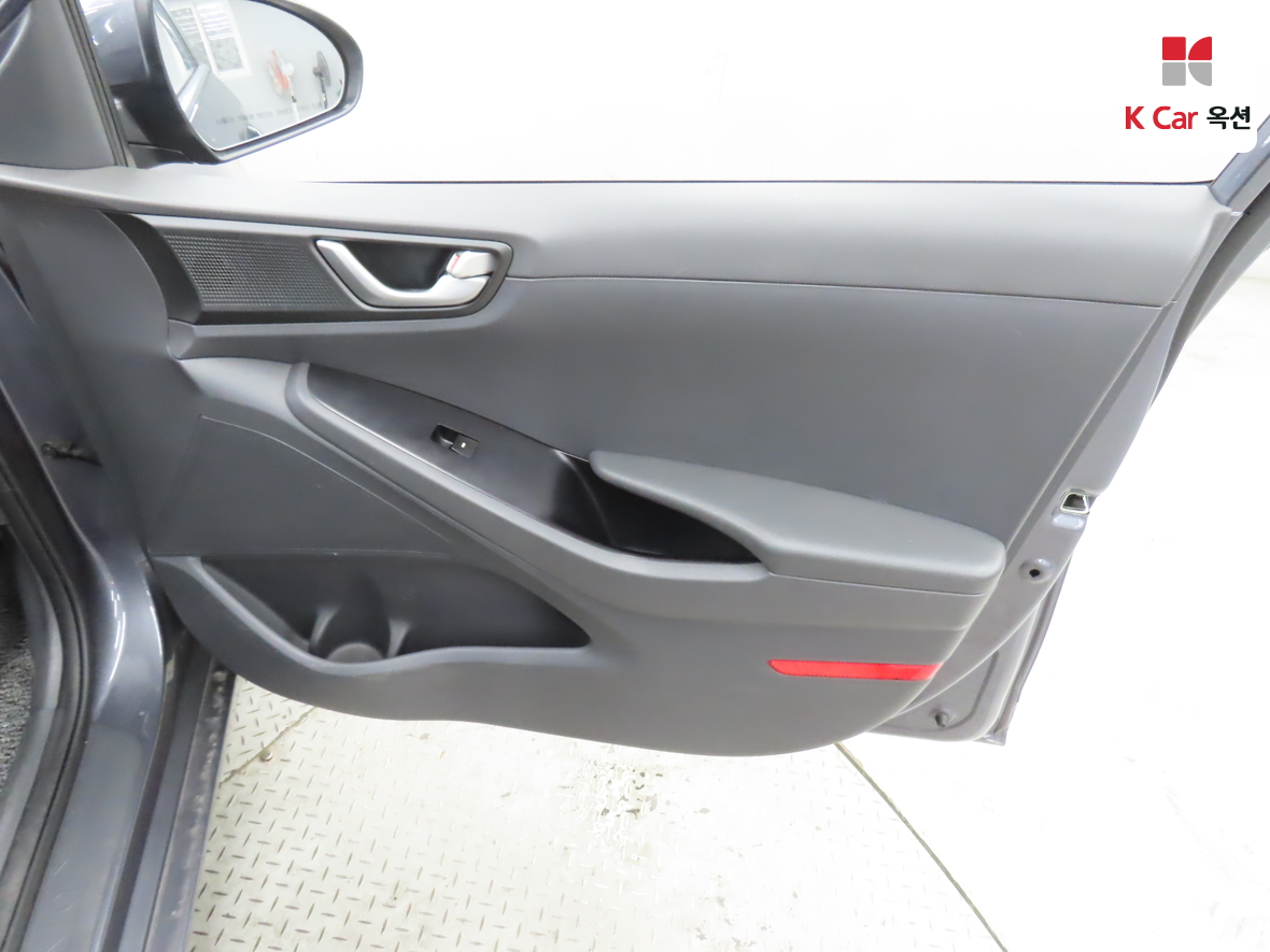 Hyundai Ioniq 2019 - Image 29