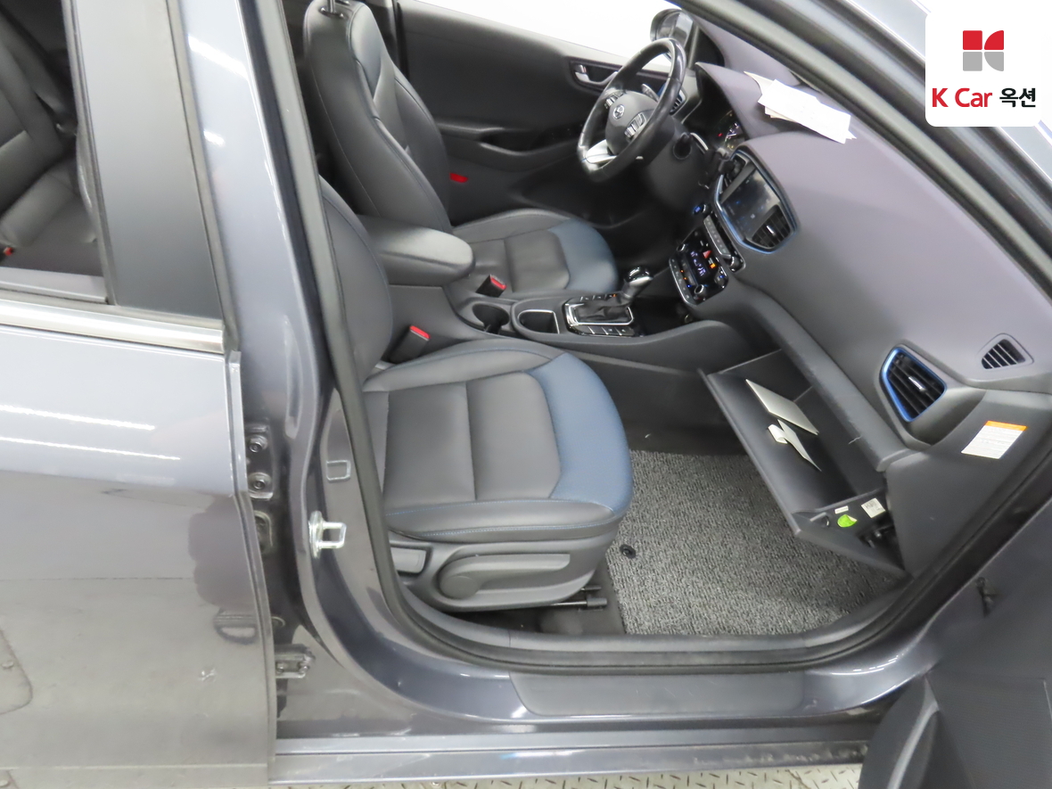 Hyundai Ioniq 2019 - Image 30