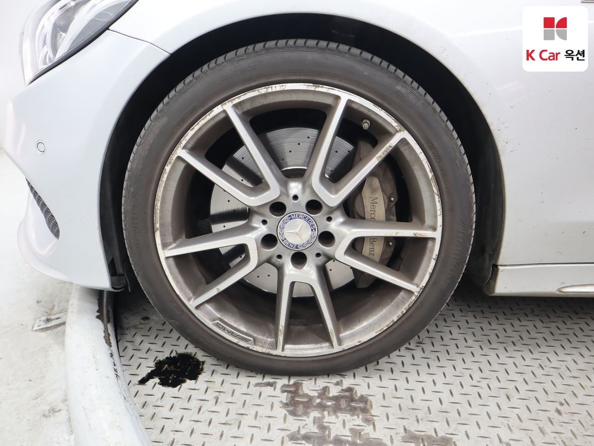 Mercedes-Benz C-Class 2016 - Image 46