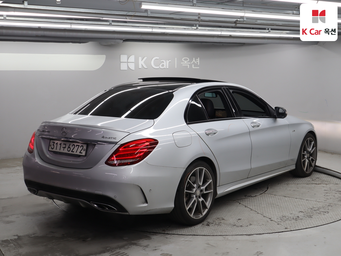 Mercedes-Benz C-Class 2016 - Image 2