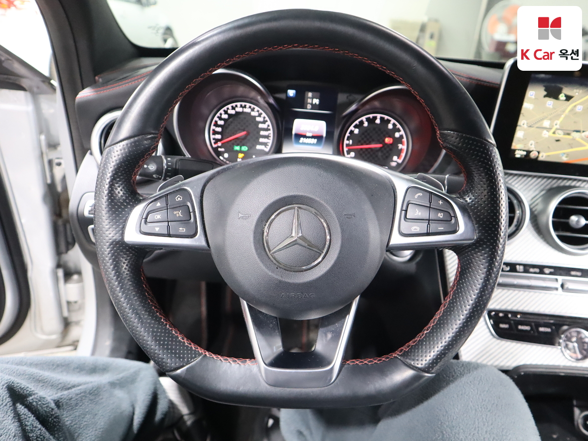 Mercedes-Benz C-Class 2016 - Image 10