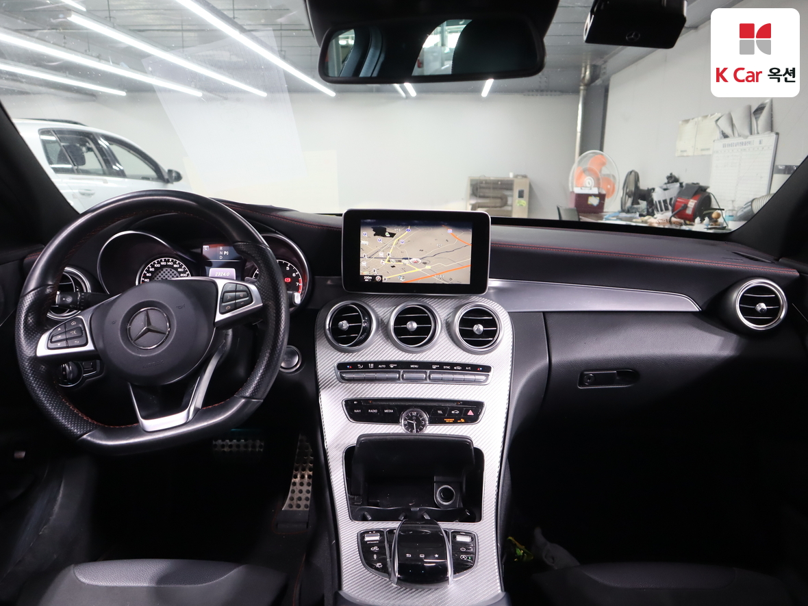 Mercedes-Benz C-Class 2016 - Image 3