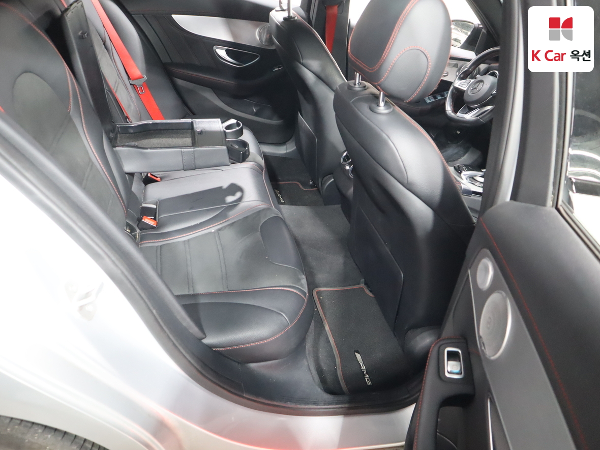 Mercedes-Benz C-Class 2016 - Image 31