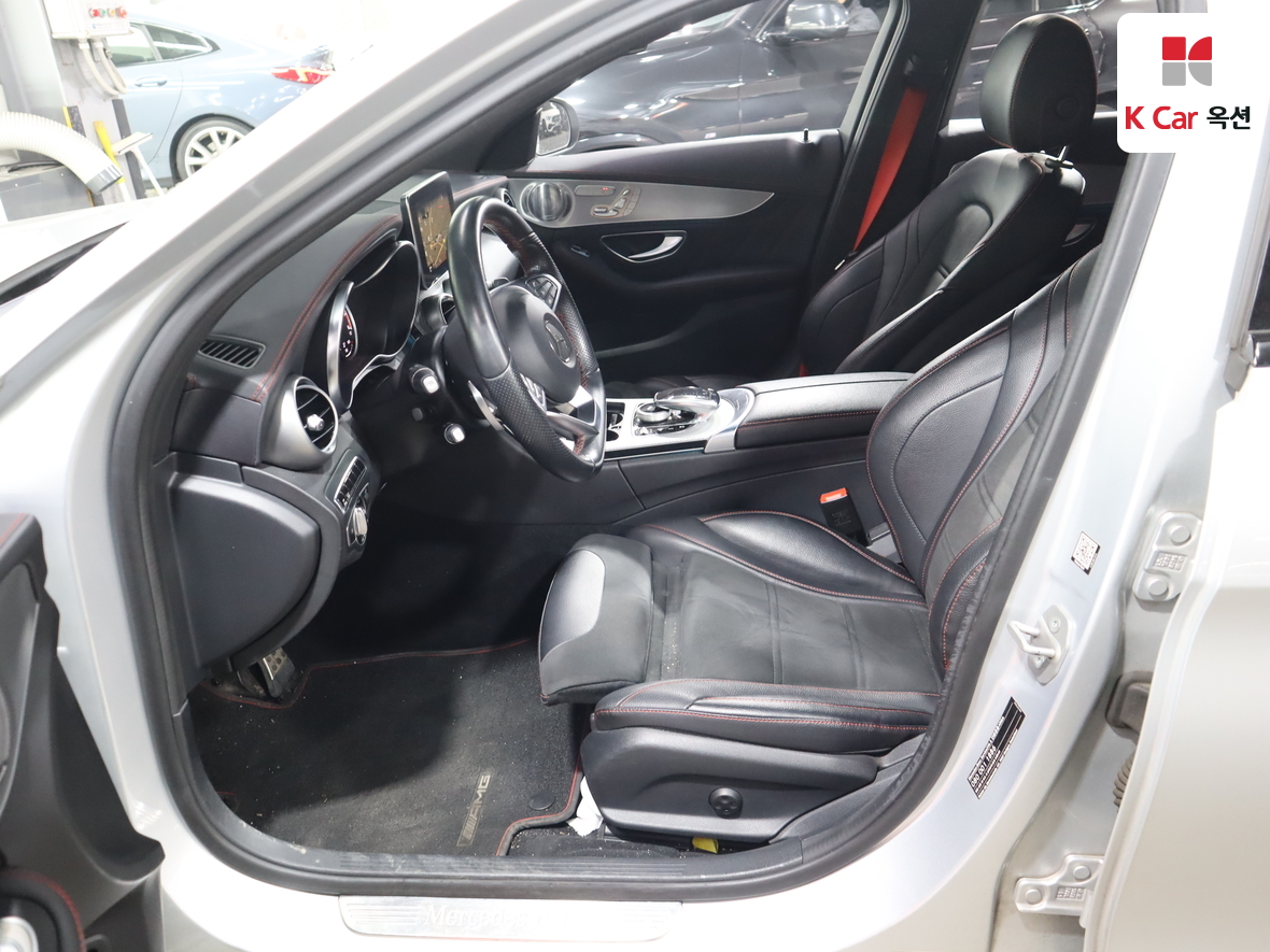 Mercedes-Benz C-Class 2016 - Image 19