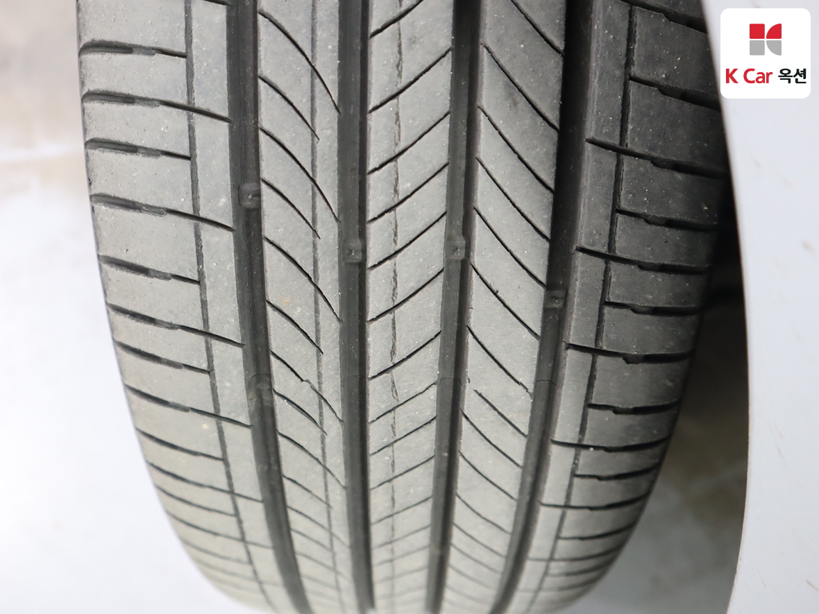 Mercedes-Benz C-Class 2016 - Image 35