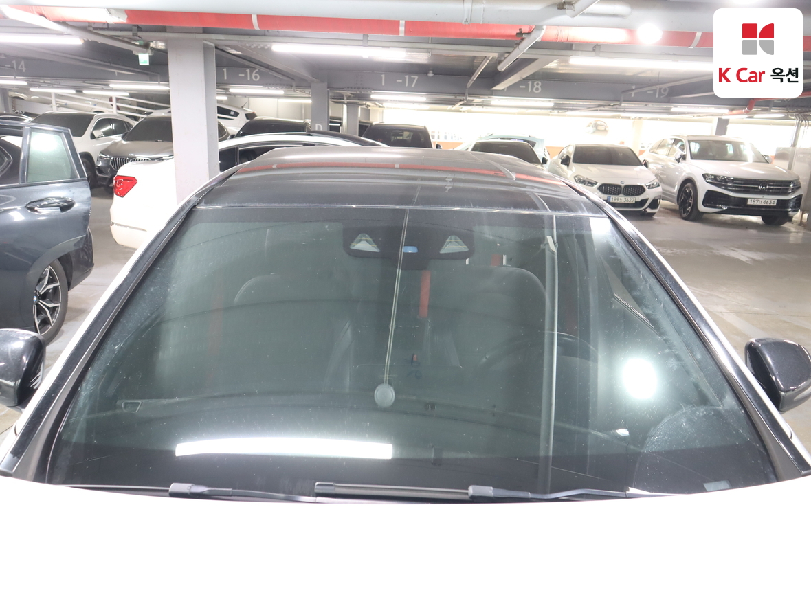 Mercedes-Benz C-Class 2016 - Image 37