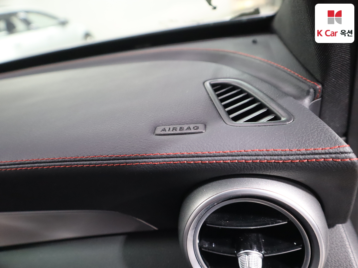 Mercedes-Benz C-Class 2016 - Image 34