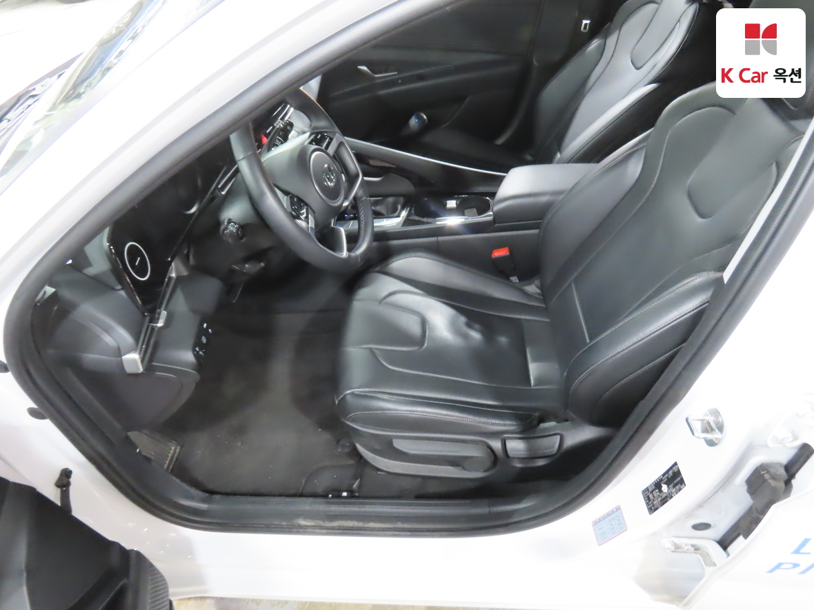 هيونداي إلانترا 2022 - صورة 18