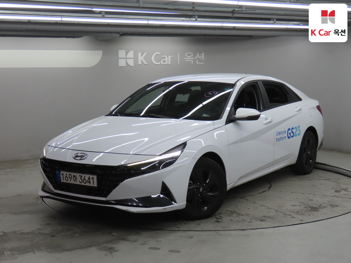 هيونداي إلانترا 2022 - صورة 1