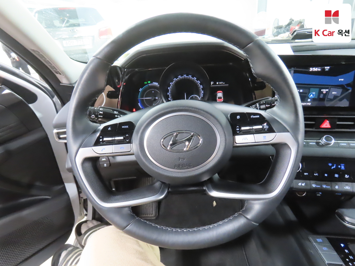 هيونداي إلانترا 2022 - صورة 10