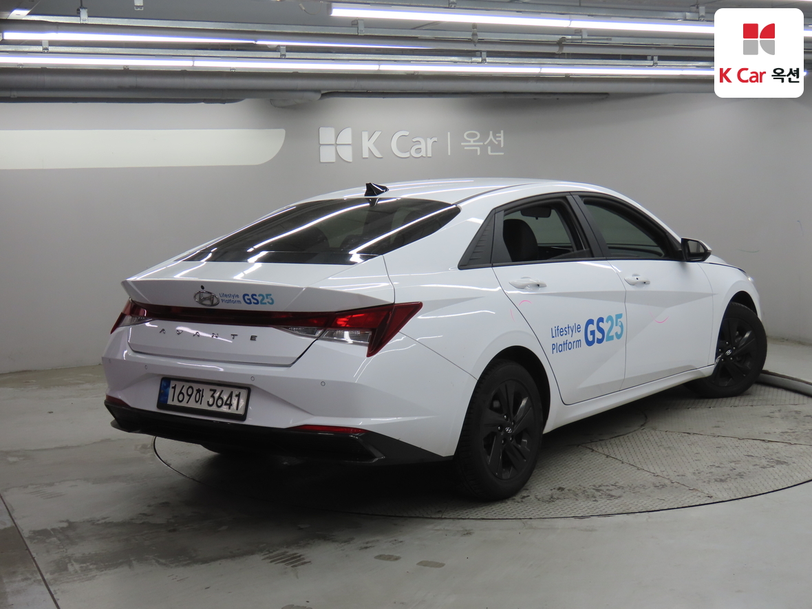 هيونداي إلانترا 2022 - صورة 2