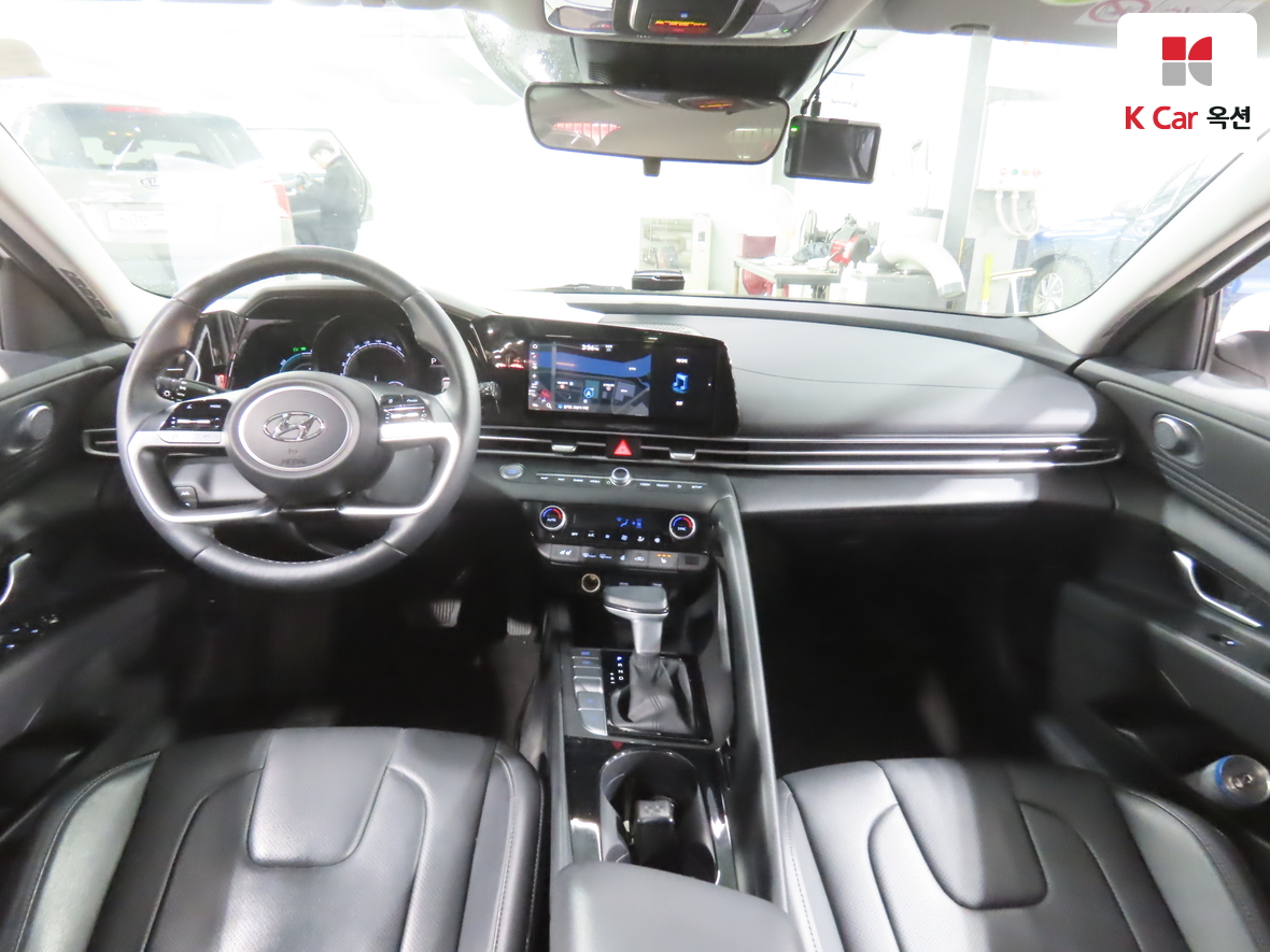 هيونداي إلانترا 2022 - صورة 3