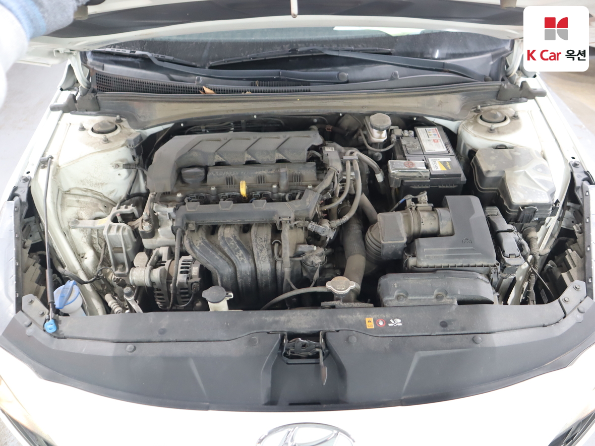 هيونداي إلانترا 2021 - صورة 33