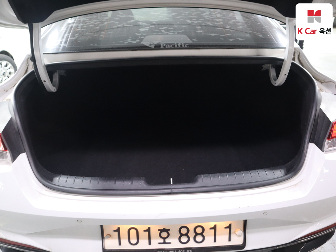 هيونداي إلانترا 2021 - صورة 26