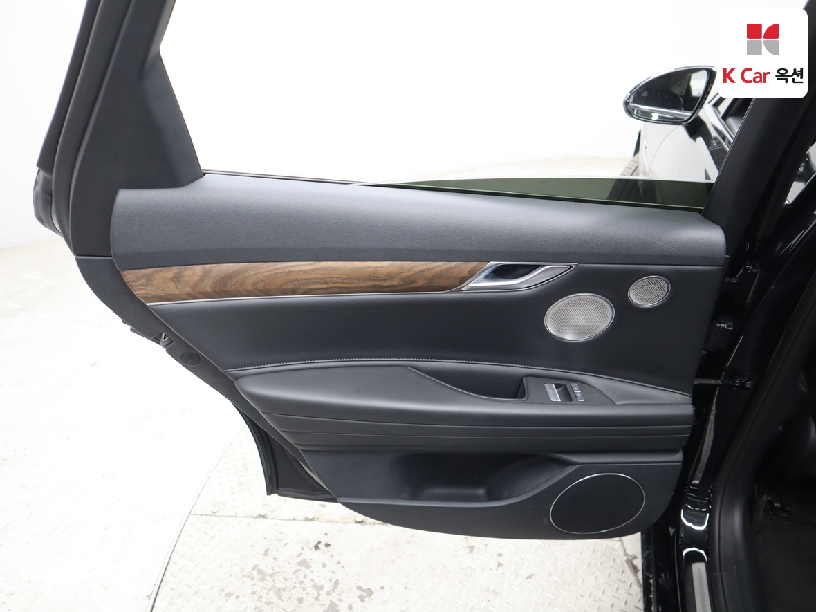 جينيسيس G80 2023 - صورة 22