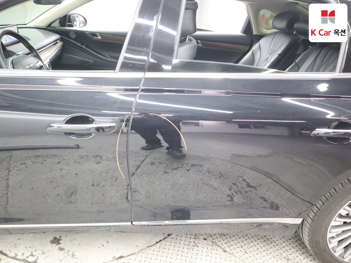 جينيسيس G80 2023 - صورة 38