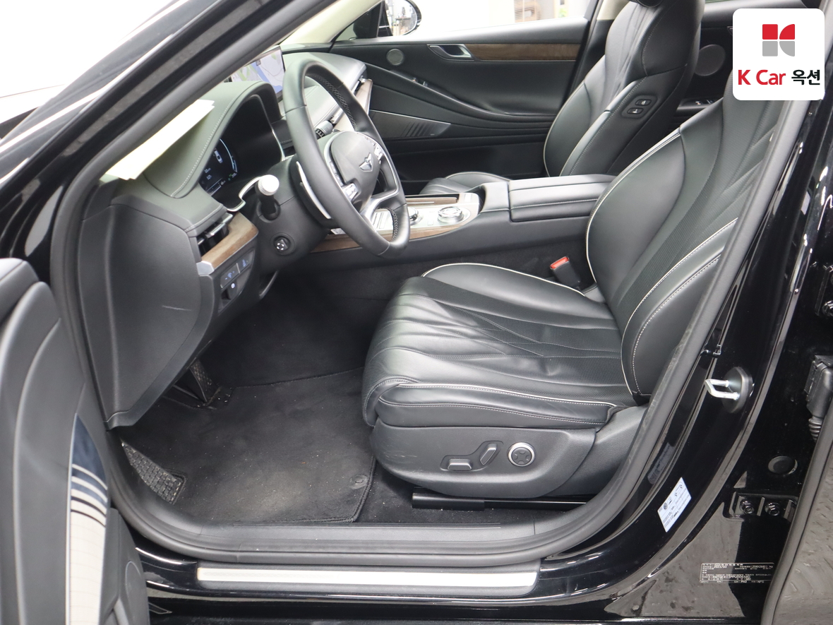 جينيسيس G80 2023 - صورة 18