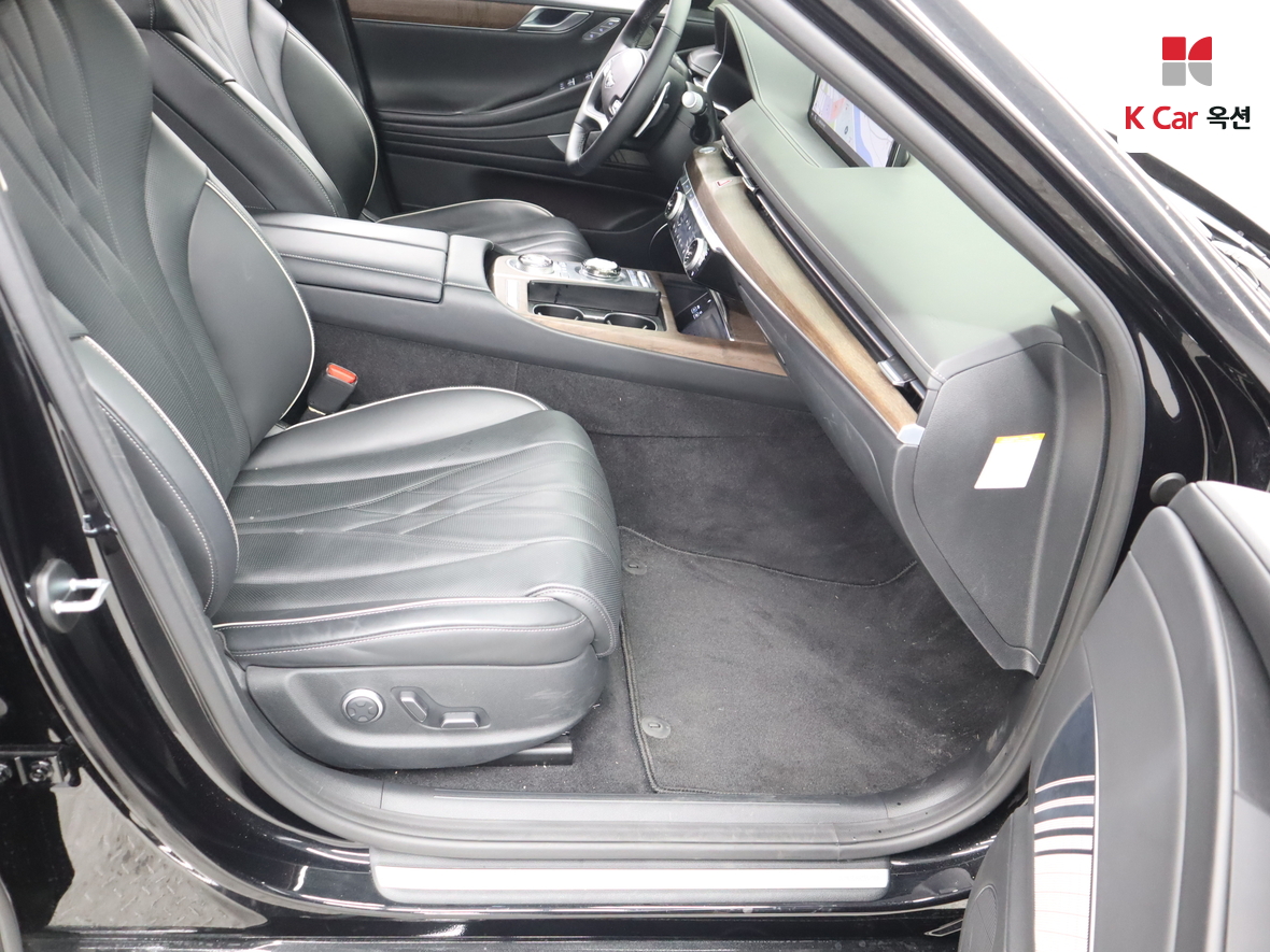 جينيسيس G80 2023 - صورة 31