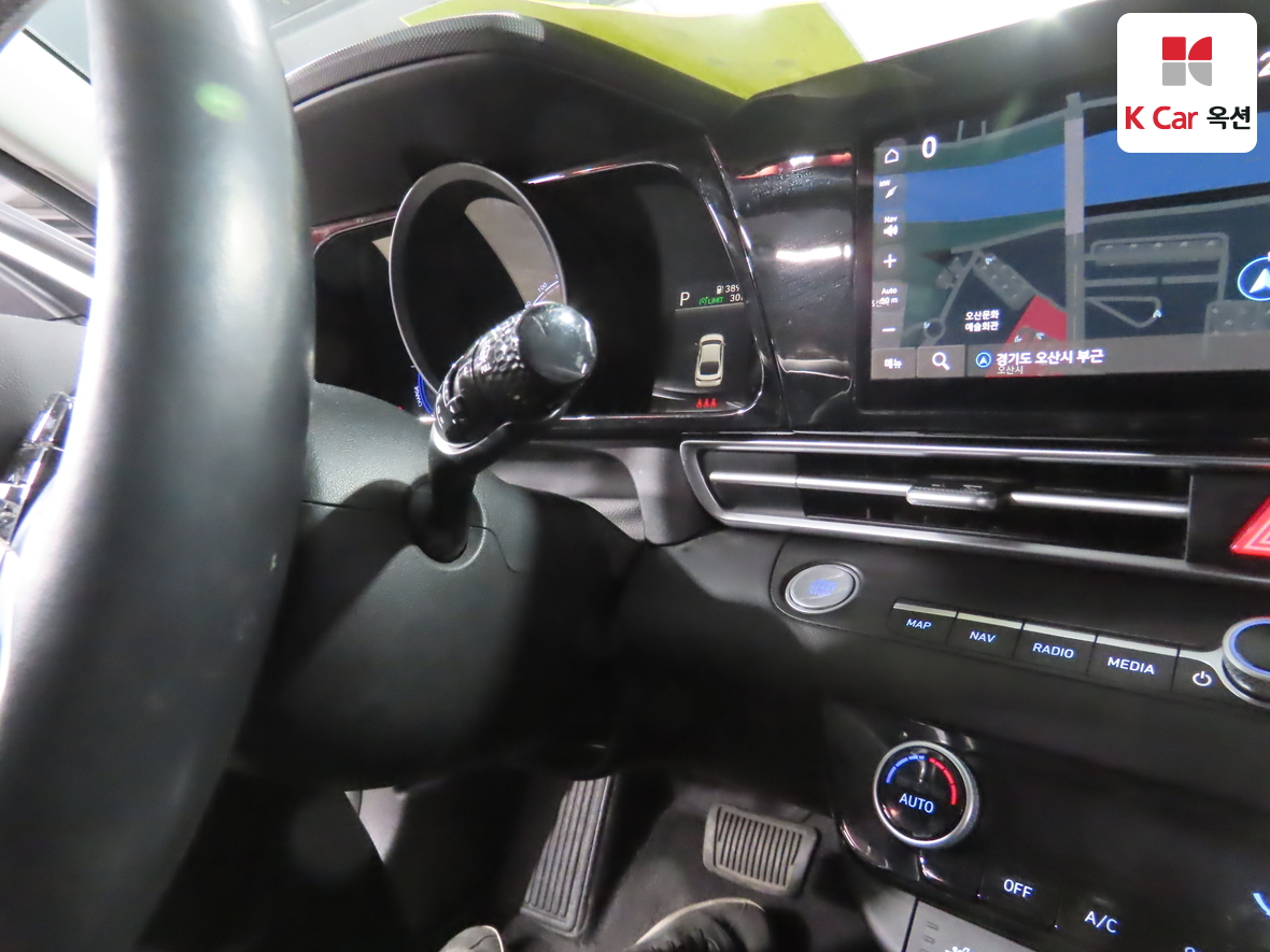 Hyundai Elantra 2022 - Image 11