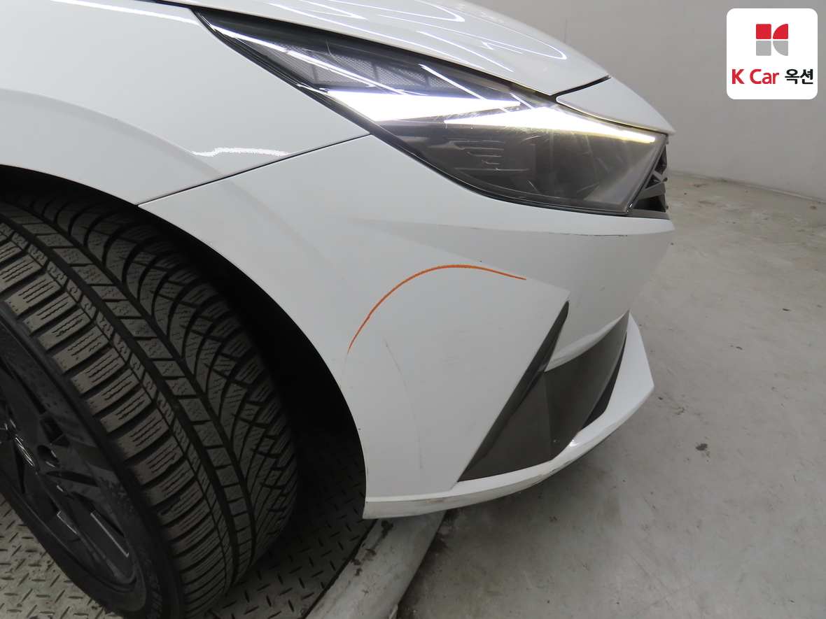 Hyundai Elantra 2022 - Image 33