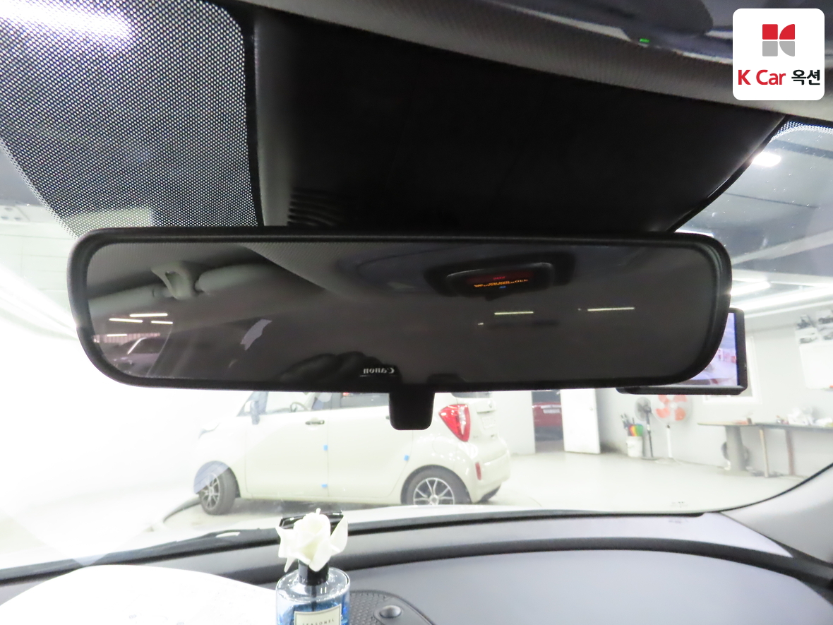 Hyundai Elantra 2022 - Image 13