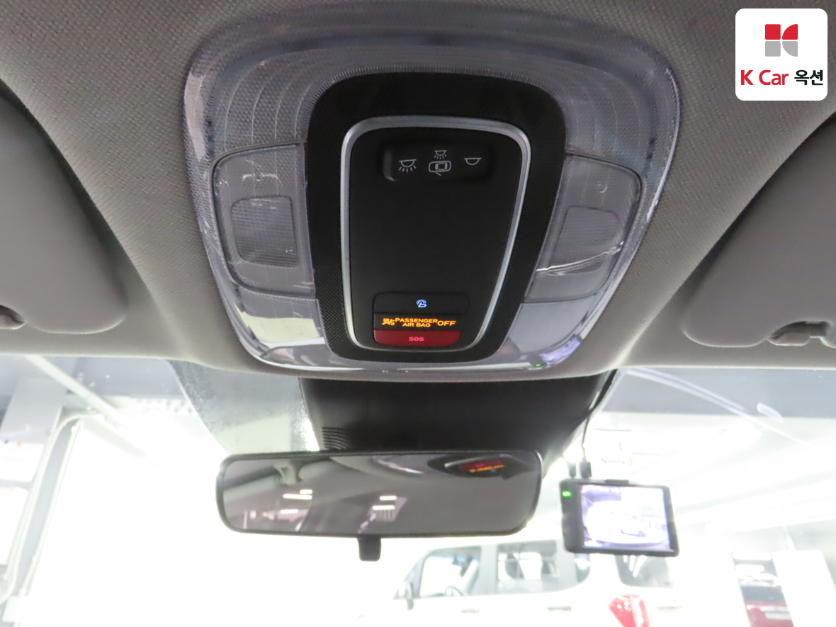 Hyundai Elantra 2022 - Image 12