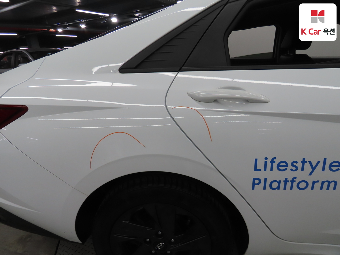 Hyundai Elantra 2022 - Image 38