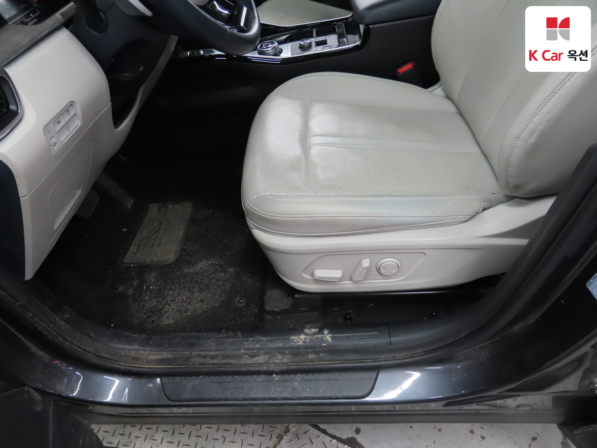 Kia Sorento 2022 - Image 18