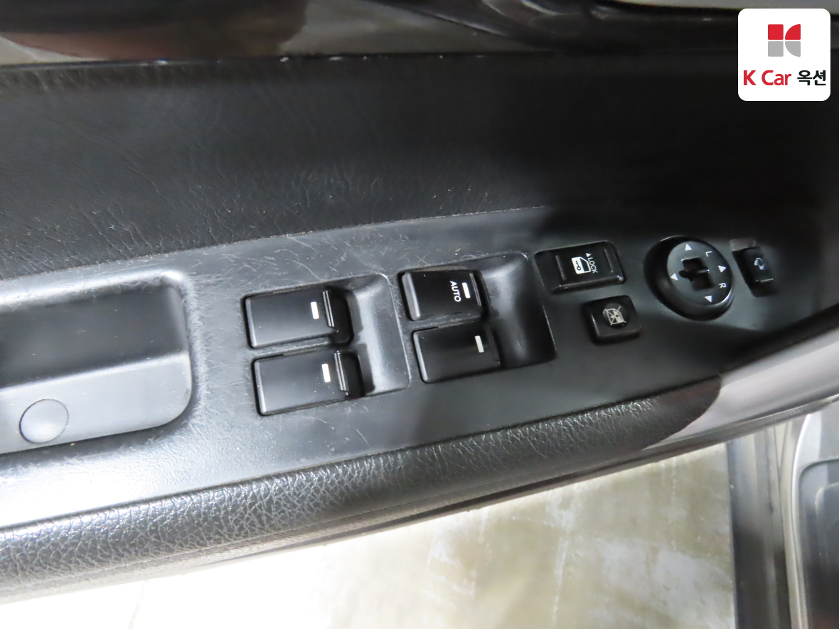 Kia Sorento 2010 - Image 20